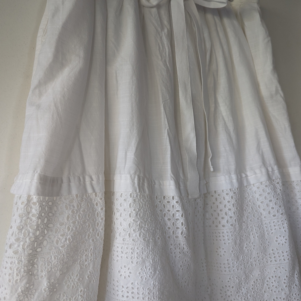 GAP White Embroidered Eyelet Skirt - Picture 2 of 8